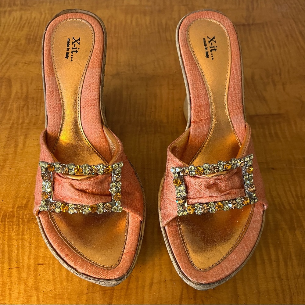 Vegas, baby! FABULOUS satin & rhinestone platform slides from X-it